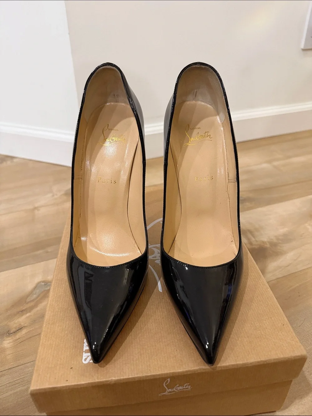 Women's Black Patent Pointed Stiletto Heels - Elegant High Heel Pumps - Picture 3 of 6